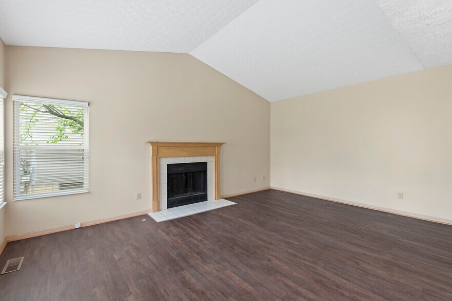 Building Photo - 7811 Waggoner Chase Blvd