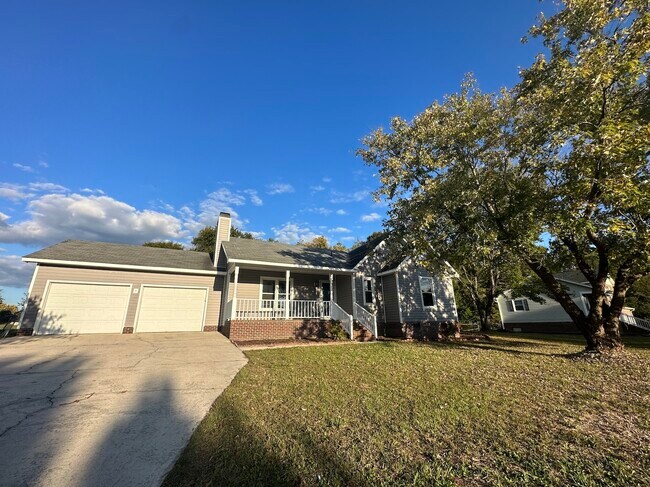 Building Photo - 145 Stoney Hill Ln