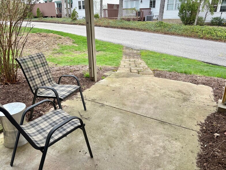 Building Photo - 6770 Chaffee Ct