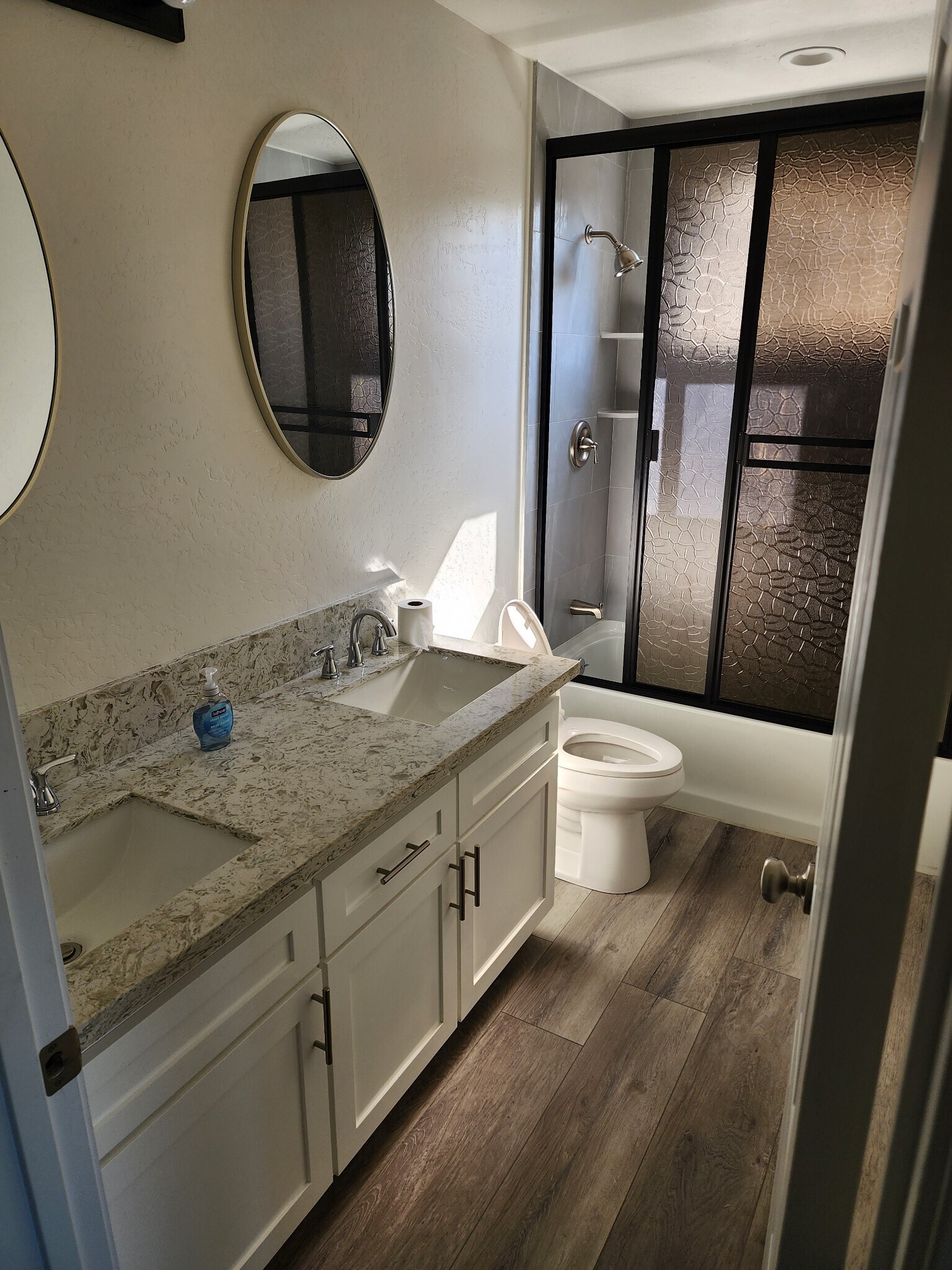 Building Photo - 2104 S Conyer Ct