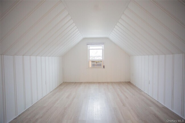 Building Photo - 76 Clayton Ave