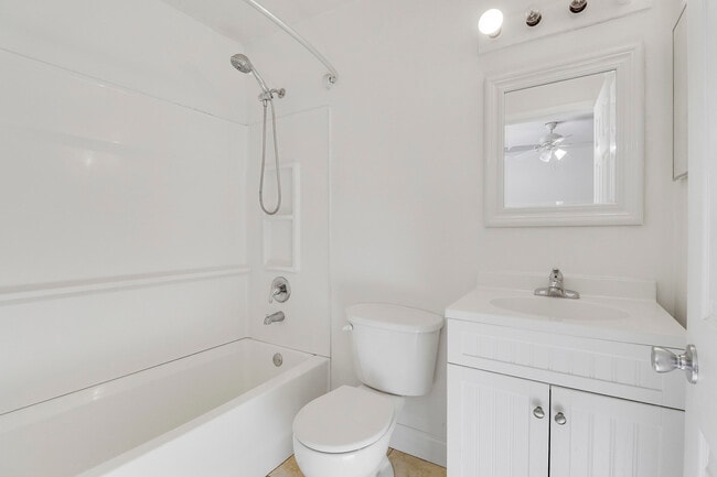 Building Photo - 6264 Allen St