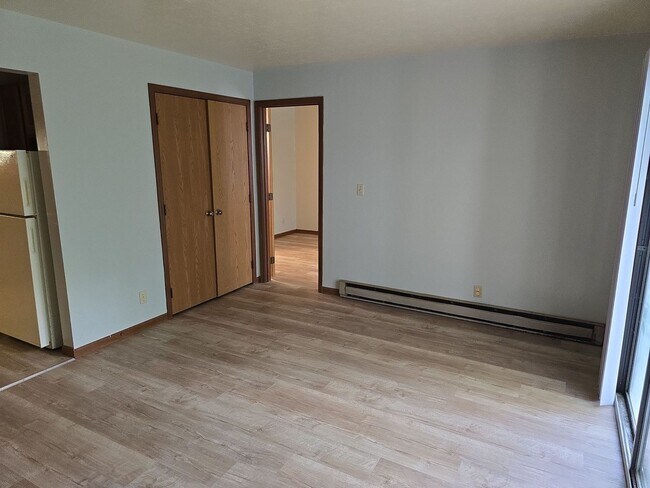 Building Photo - Lynnwood Apartments