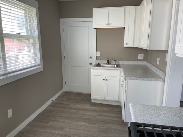 Kitchen - 314 N Rogers St