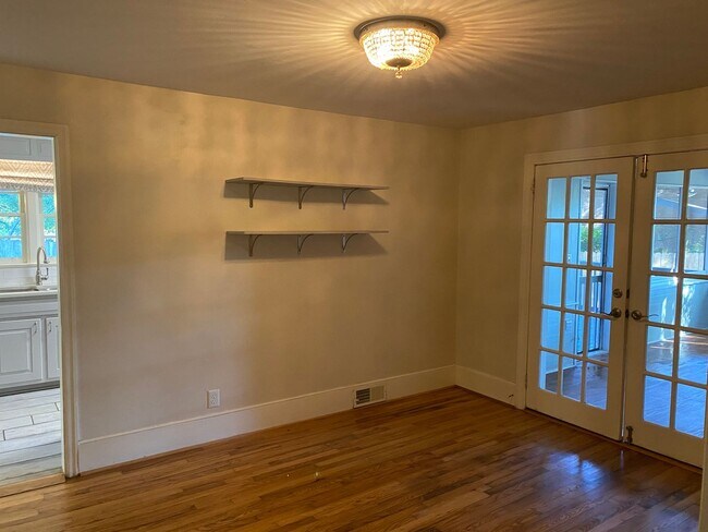 Building Photo - 4626 Crowson Rd
