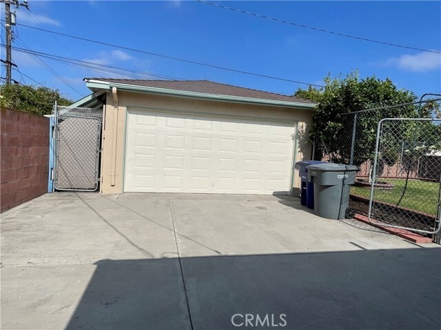 Building Photo - 6221 San Rafael Dr