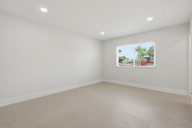 Building Photo - 19022 Summerfield Ln