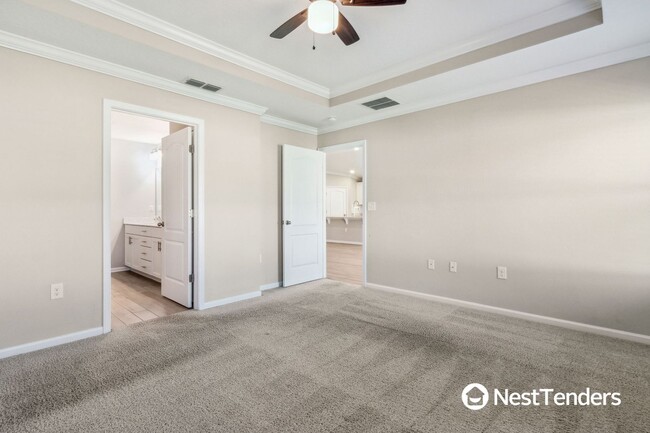 Building Photo - 83109 Village Walk