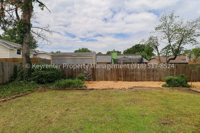Building Photo - Recently Updated 3 Bed 2.5 Bath in Bixby - Move in Ready!