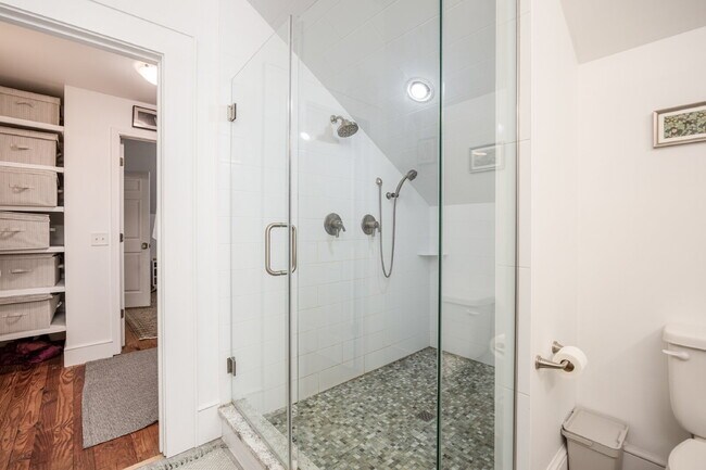 Building Photo - Large remodeled historic home now available!