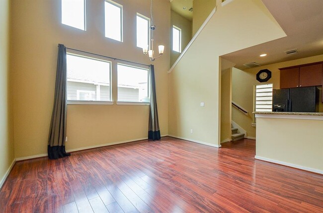 Building Photo - 5313 Ave J-