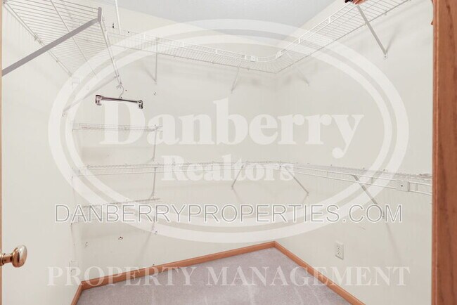 Building Photo - 1564 Plum Creek Dr