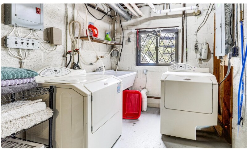 Building Photo - 312 Millet Ln