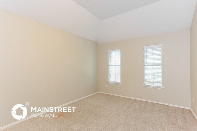 Building Photo - 513 Mulberry Ln
