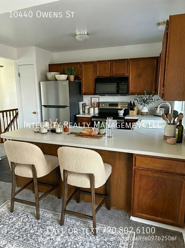 Building Photo - 10440 Owens St