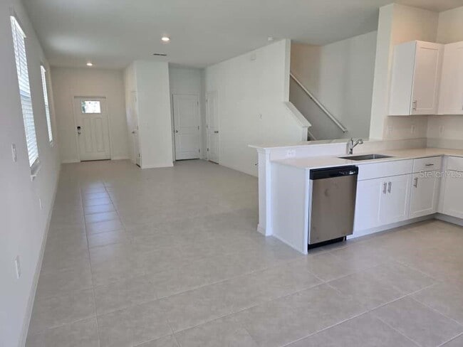 Building Photo - 10135 Trumpet Honeysuckle Wy