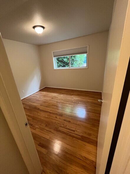 Bedroom 1 - 2365 SE 45th Ave
