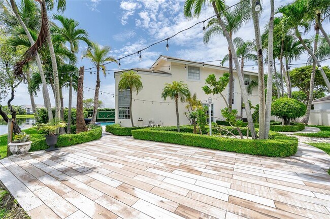 Building Photo - 9870 NW 47th Terrace