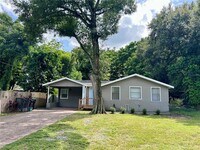 Building Photo - 2208 Page Ave