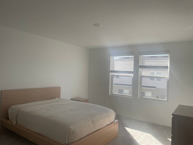 Building Photo - 1308 Drake Rdg Dr