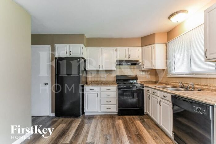 Building Photo - 3574 Norberg Dr