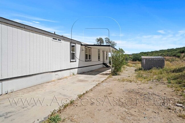 Building Photo - 39975 San Ignacio Rd
