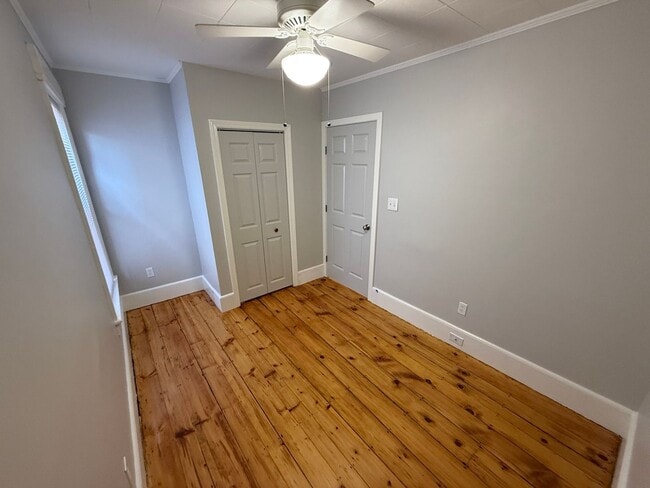 Building Photo - 319 Cedar St