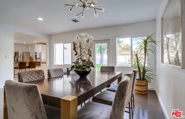 Building Photo - 12527 Emelita St