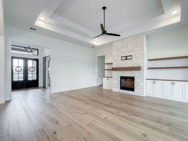 Building Photo - Copper Ridge Subdivision in New Braunfels
