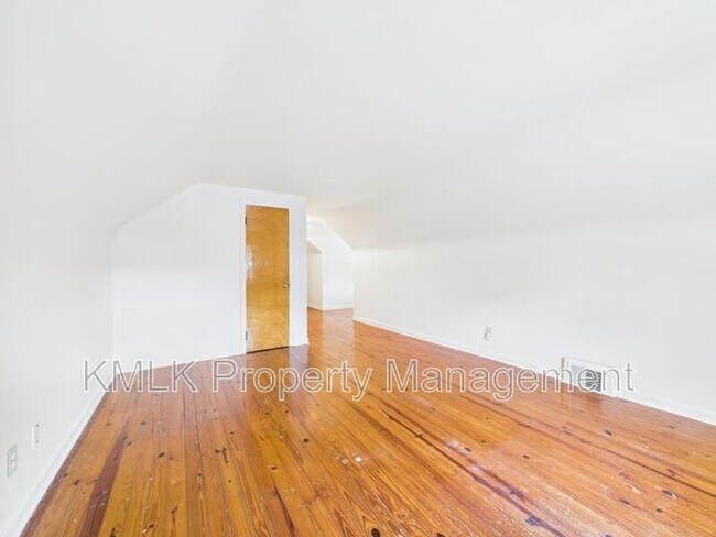 Building Photo - 2667 11th St