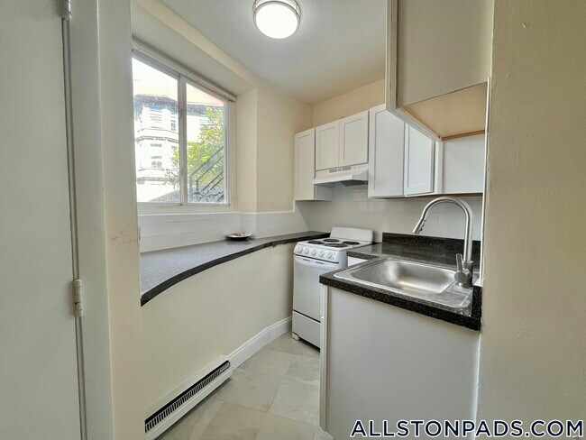 Building Photo - 20 Armington St
