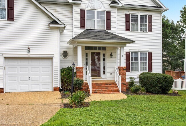 Building Photo - HAMPTON PARK - Pristine 4-5 bedroom home a...