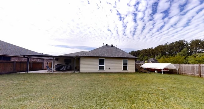 Building Photo - 12735 Jimmy Dr
