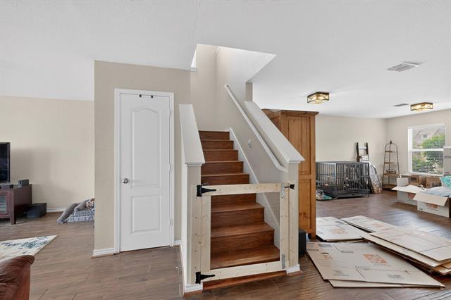 Building Photo - 2435 Castle Pines Dr