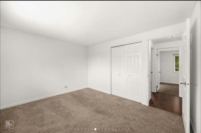 Building Photo - 728 Boxwood Dr