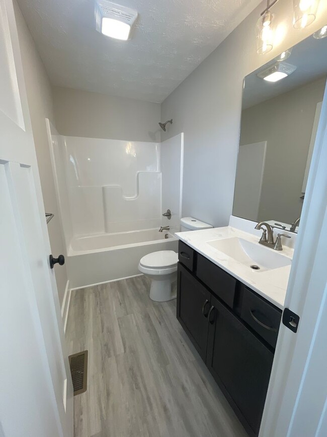 Building Photo - New Construction Townhome in a great locat...