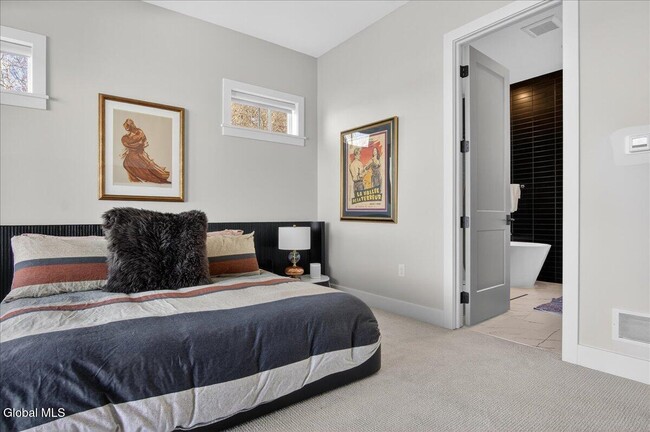 Building Photo - 91 Rodgers Ln