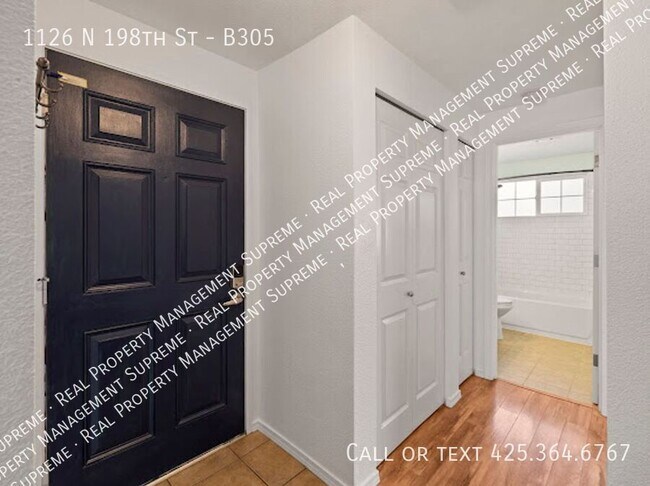 Building Photo - 1126 N 198th St