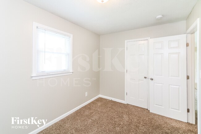 Building Photo - 4008 Jody Cir