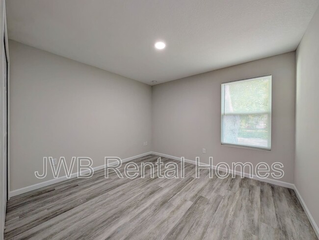 Building Photo - 3539 Rosselle St