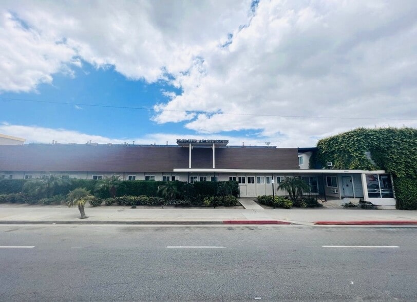 Interior Photo - Premier Apartments