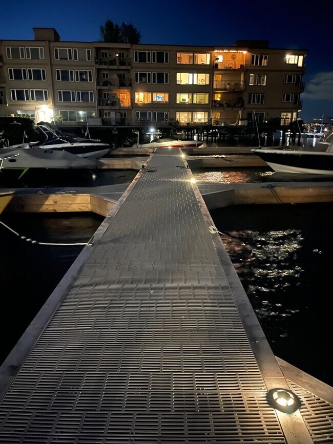 Interior Photo - Blue Dolphin