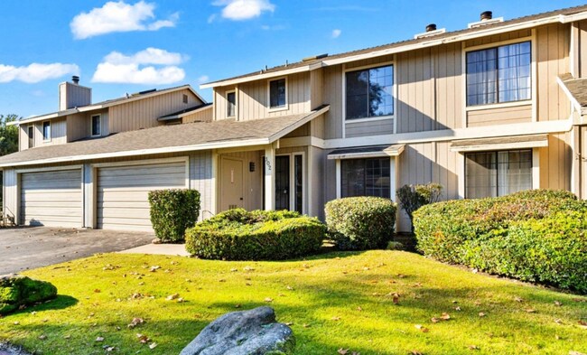 Building Photo - 4718 E Alamos Ave