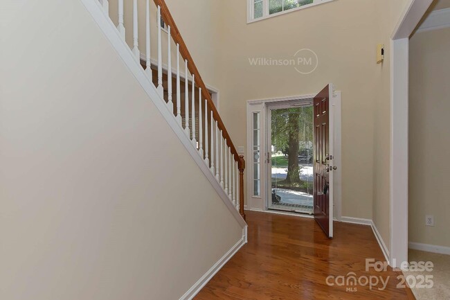 Building Photo - 8827 SedgeBurn Dr