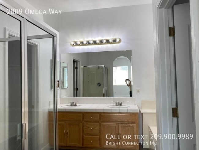 Building Photo - 2809 Omega Way