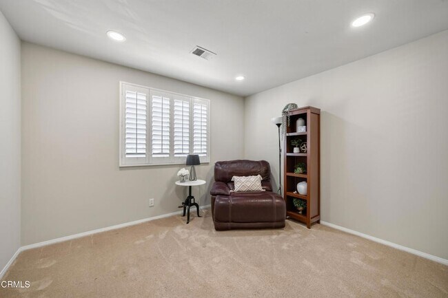 Building Photo - 3889 Angeline St