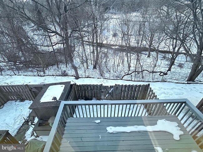 Building Photo - 19634 Club Lake Rd