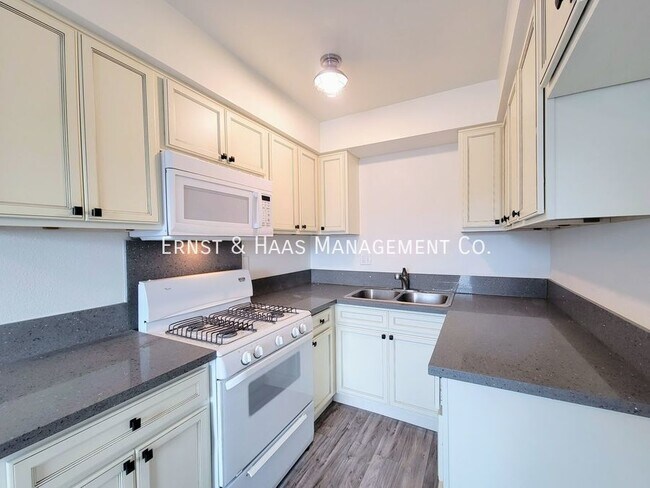 Building Photo - 5050 Linden Ave