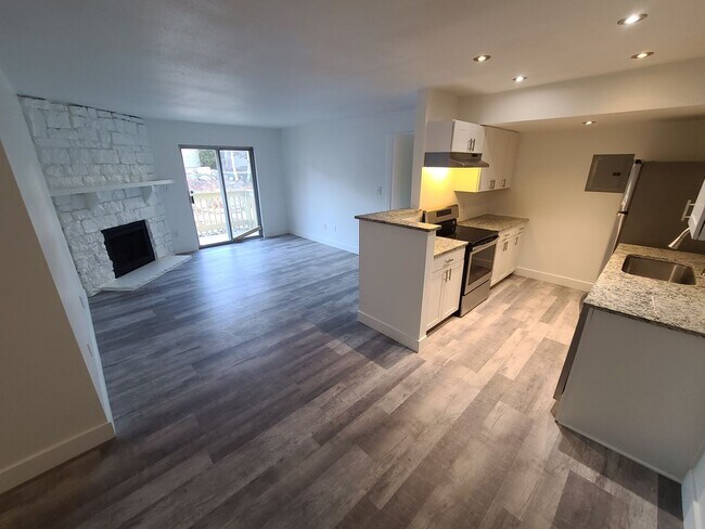 Building Photo - 4400 S Quebec St