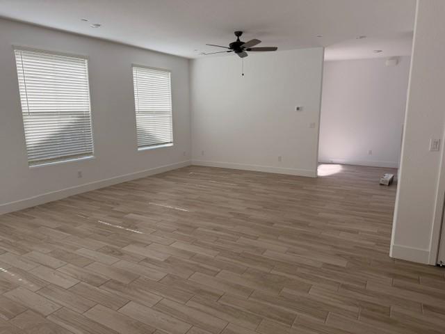 Building Photo - 2835 E Teaberry Dr